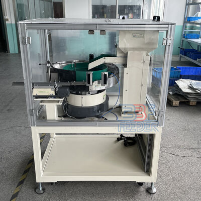 Máquina de alimentação de tabuleiro montada no chão ou na mesa com alimentação eletrônica 50Hz 60Hz fornecendo desempenho de alimentação consistente e parcial